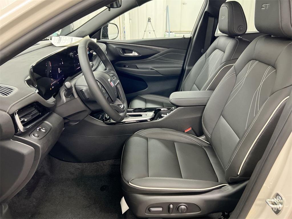 new 2026 Buick Envista car, priced at $31,228