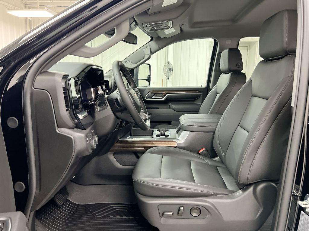 new 2026 Chevrolet Silverado 2500 car, priced at $70,572