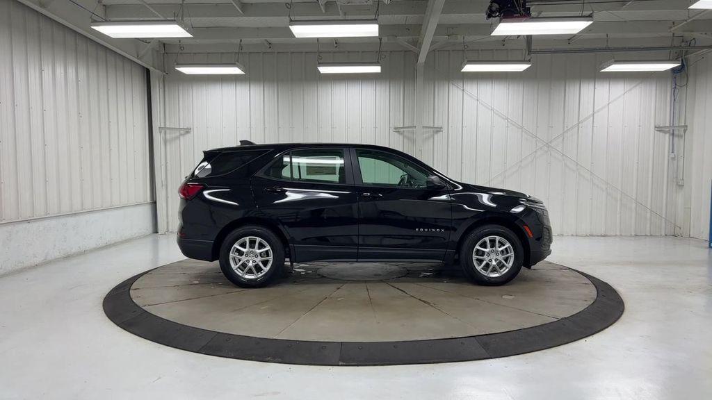 used 2023 Chevrolet Equinox car, priced at $21,486