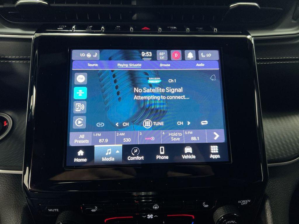 used 2024 Jeep Grand Cherokee L car, priced at $33,086