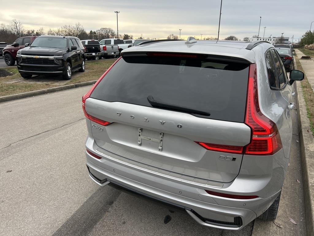 used 2024 Volvo XC60 car, priced at $28,987