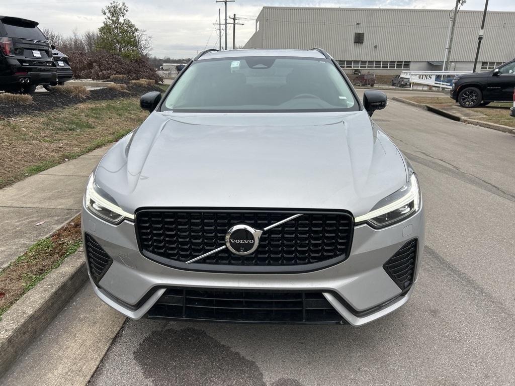 used 2024 Volvo XC60 car, priced at $28,987