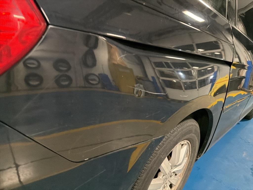 used 2009 Honda Odyssey car, priced at $3,500