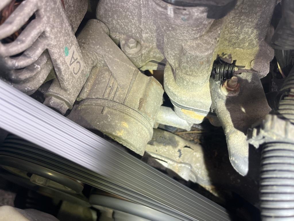 used 2006 Pontiac Grand Prix car, priced at $3,500