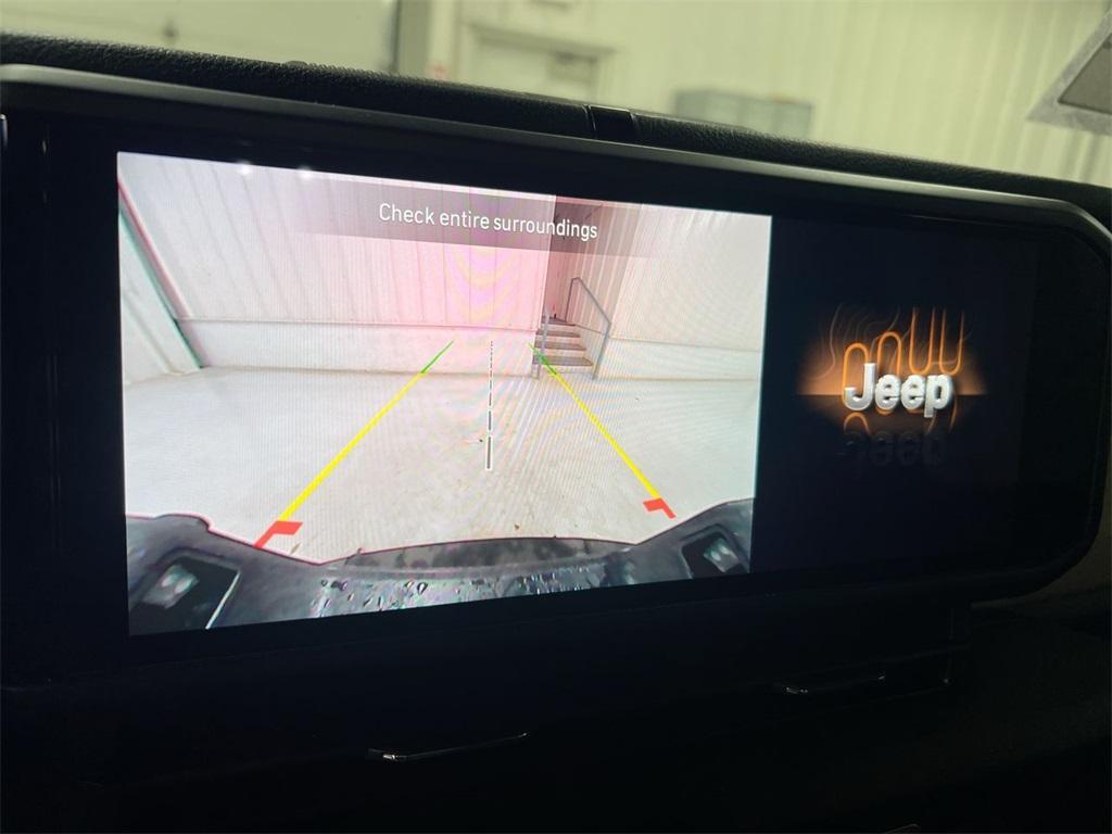 used 2024 Jeep Gladiator car, priced at $34,987