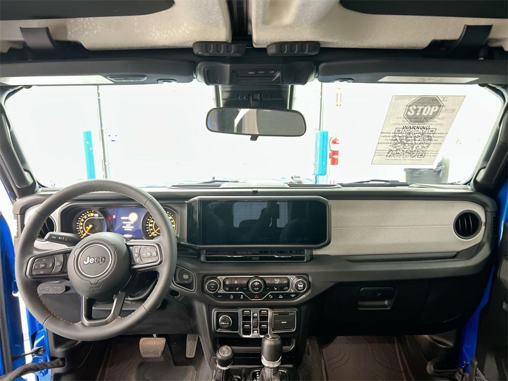 used 2024 Jeep Gladiator car, priced at $34,987