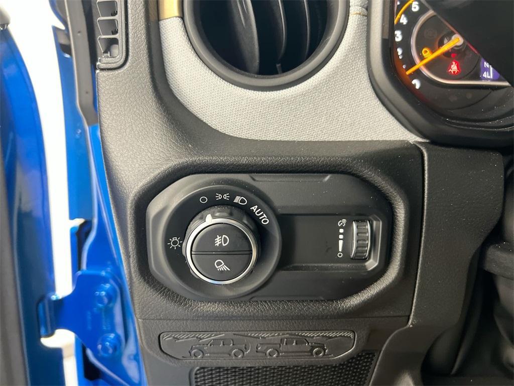 used 2024 Jeep Gladiator car, priced at $34,987