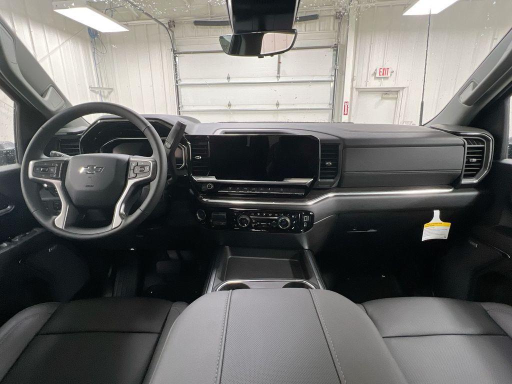 used 2025 Chevrolet Silverado 2500 car, priced at $68,286
