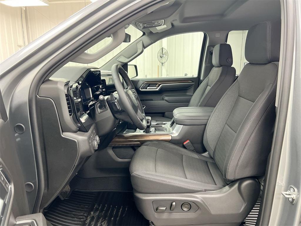 new 2026 Chevrolet Silverado 1500 car, priced at $51,510