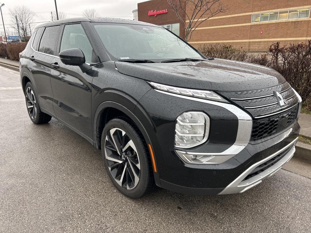 used 2024 Mitsubishi Outlander car, priced at $20,787