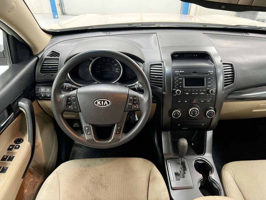 used 2011 Kia Sorento car, priced at $2,900