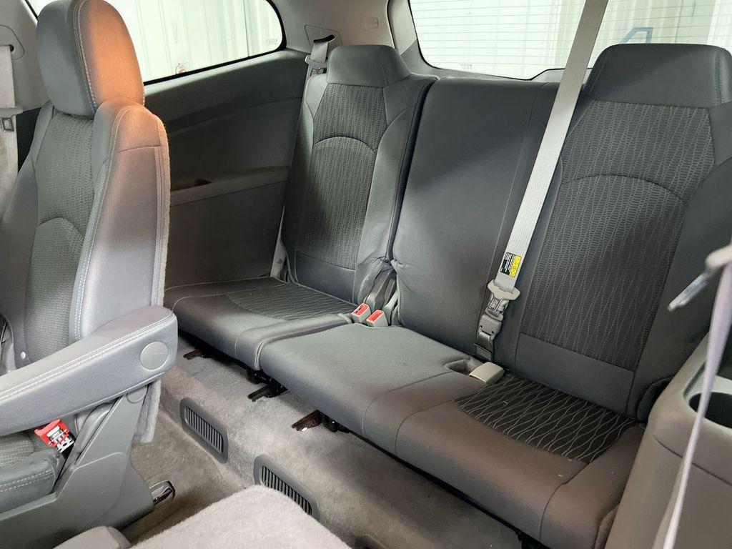 used 2015 Chevrolet Traverse car, priced at $5,599