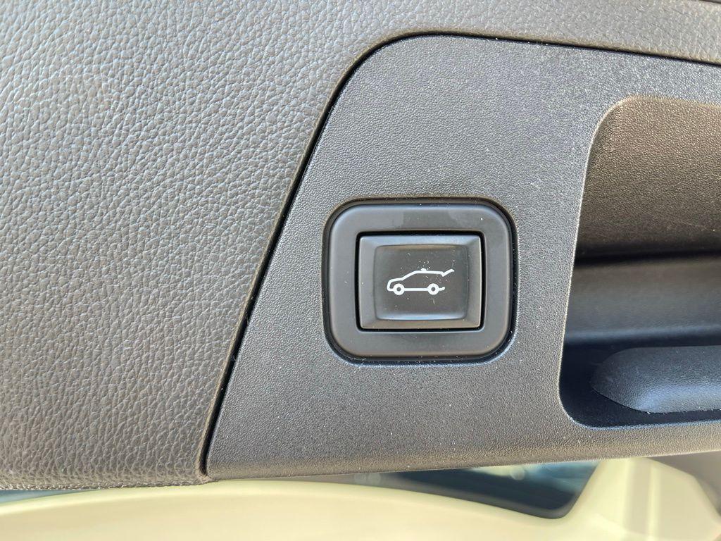 used 2020 Buick Envision car, priced at $20,987