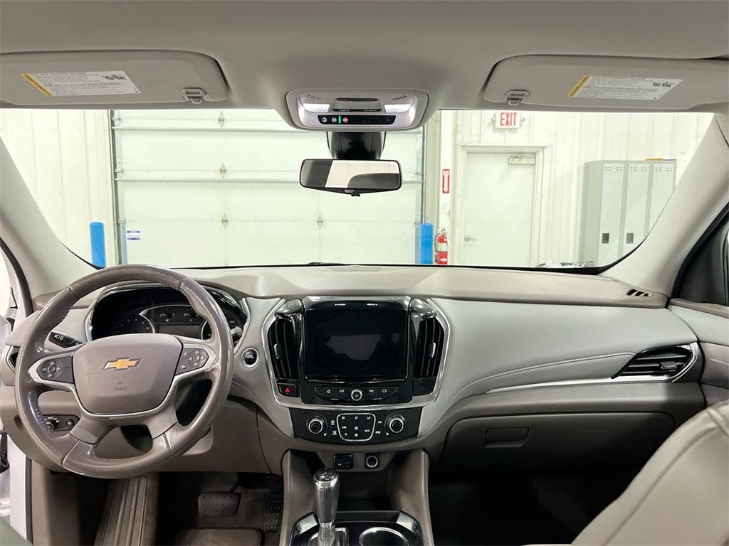 used 2020 Chevrolet Traverse car, priced at $12,900