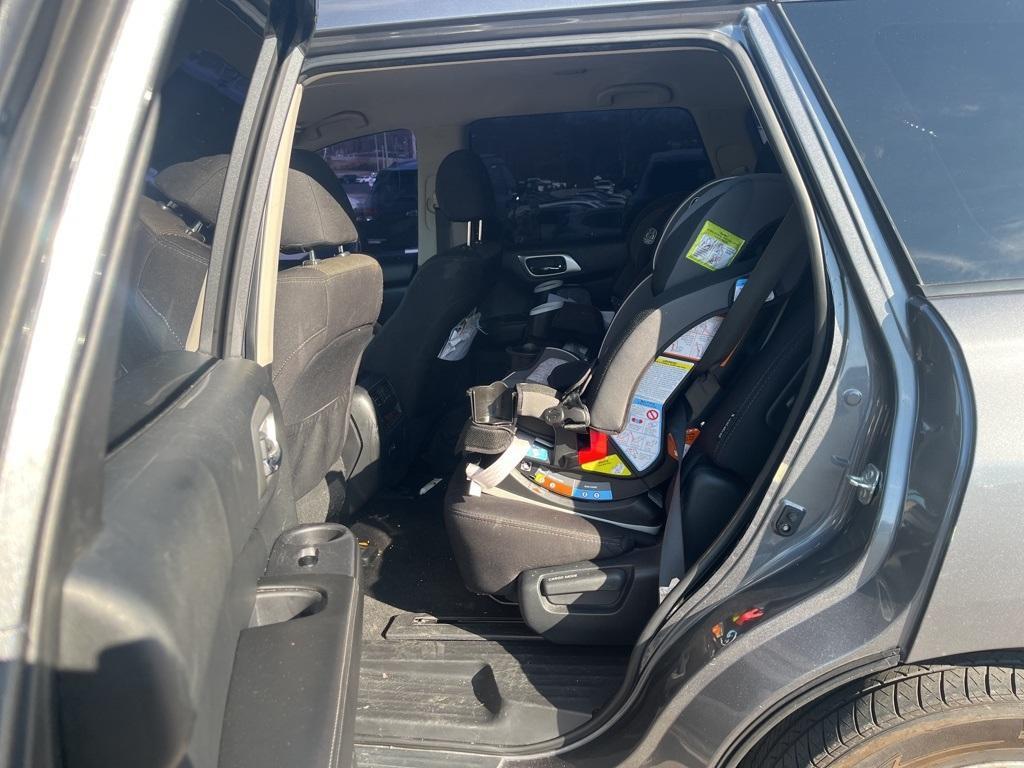 used 2020 Nissan Pathfinder car, priced at $6,901