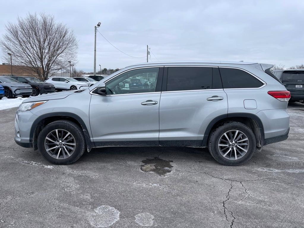 used 2019 Toyota Highlander car, priced at $20,787