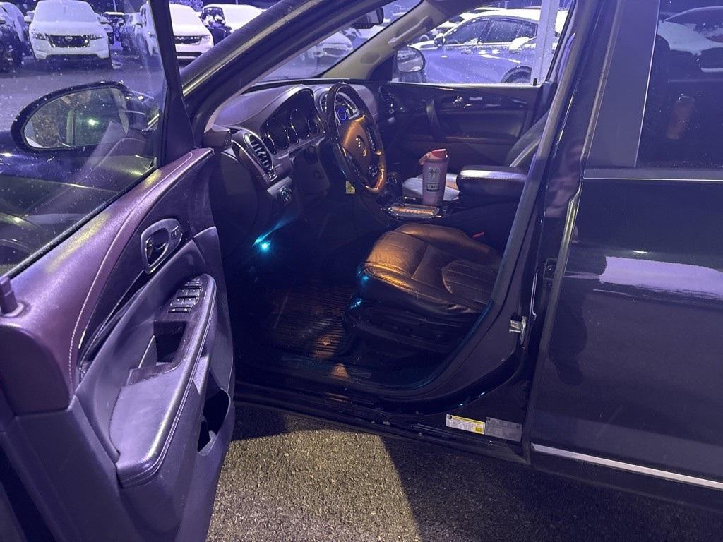 used 2015 Buick Enclave car, priced at $5,900