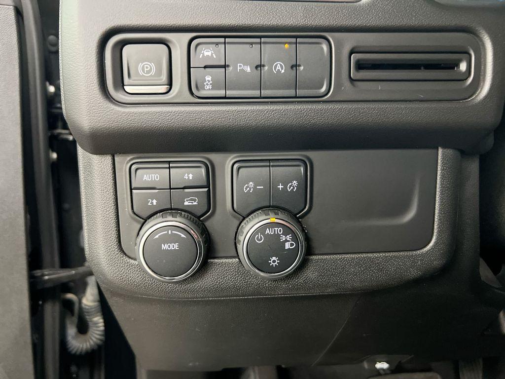 used 2024 Chevrolet Tahoe car, priced at $42,987