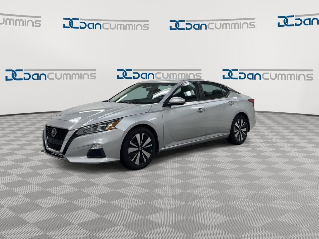 used 2022 Nissan Altima car, priced at $17,086