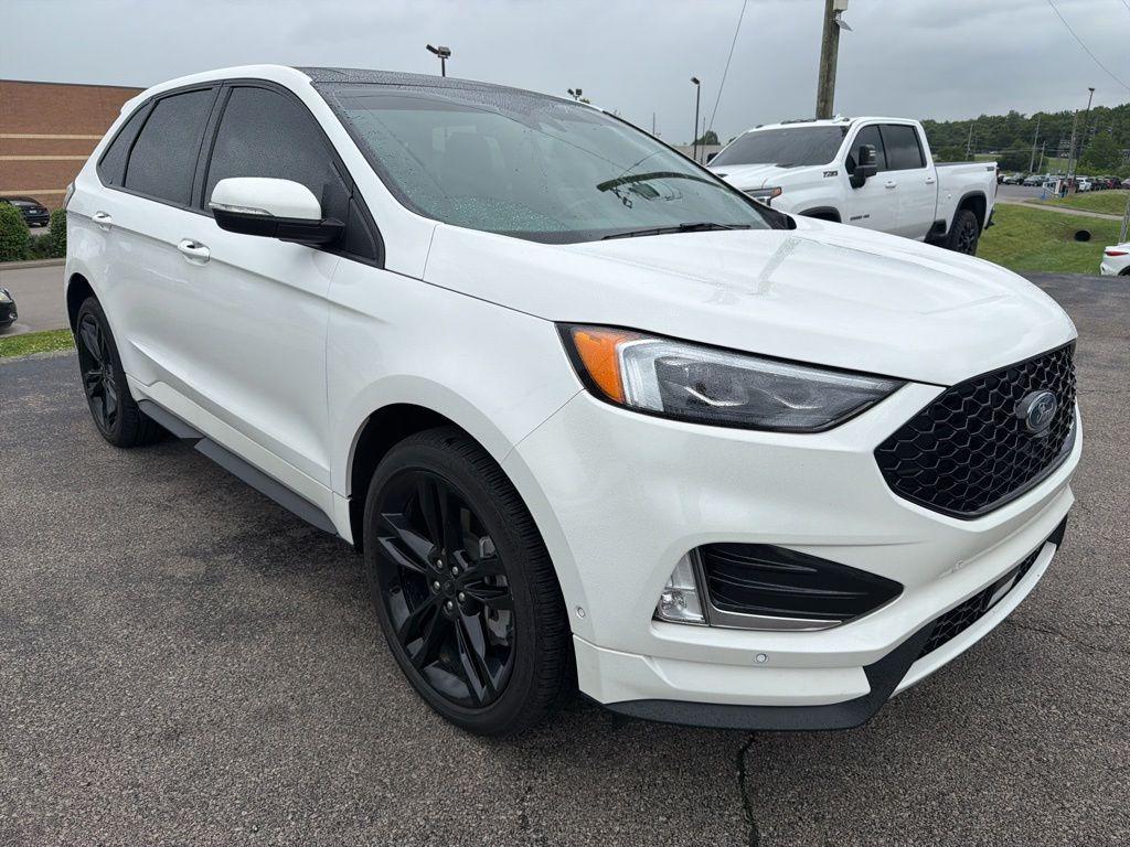 used 2024 Ford Edge car, priced at $34,286