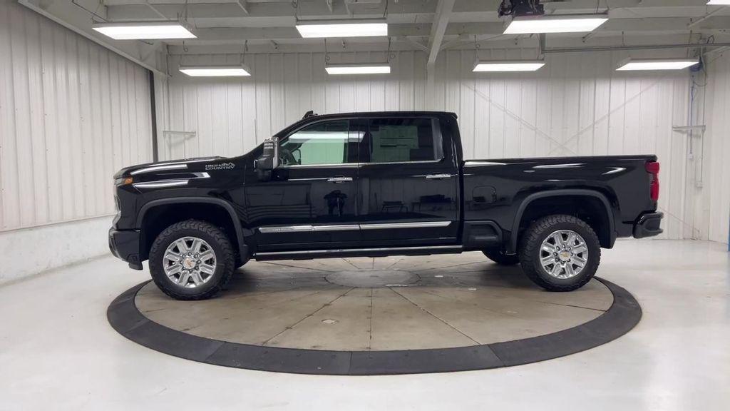 used 2024 Chevrolet Silverado 3500 car, priced at $64,686