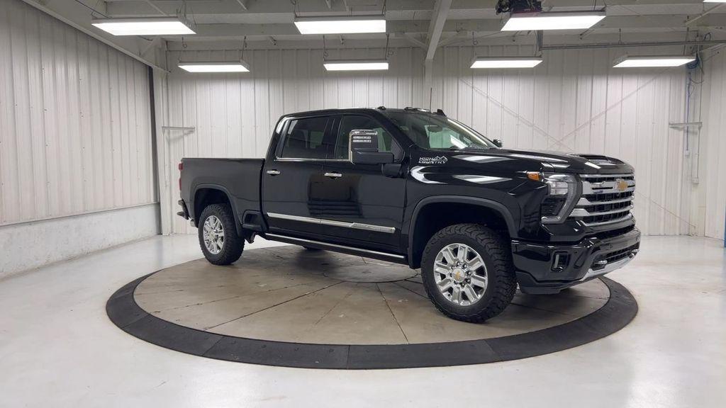 used 2024 Chevrolet Silverado 3500 car, priced at $64,686