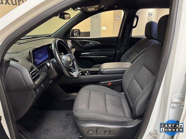 used 2024 Chevrolet Traverse car, priced at $32,987