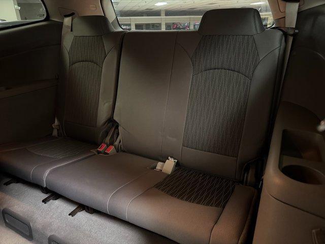 used 2015 Chevrolet Traverse car, priced at $5,500