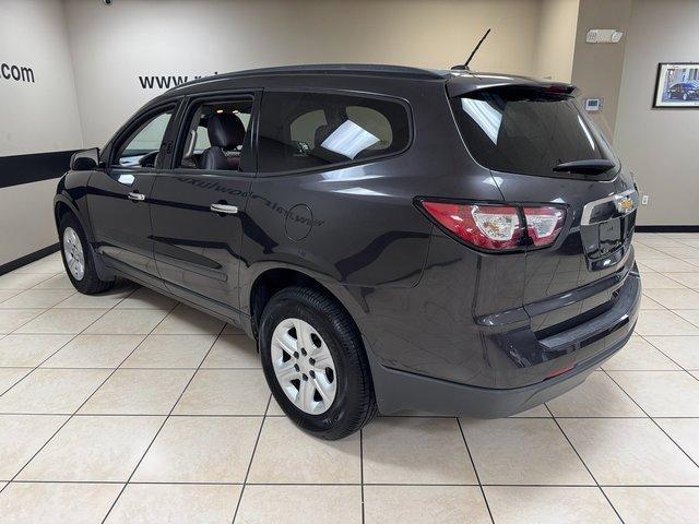 used 2015 Chevrolet Traverse car, priced at $5,500