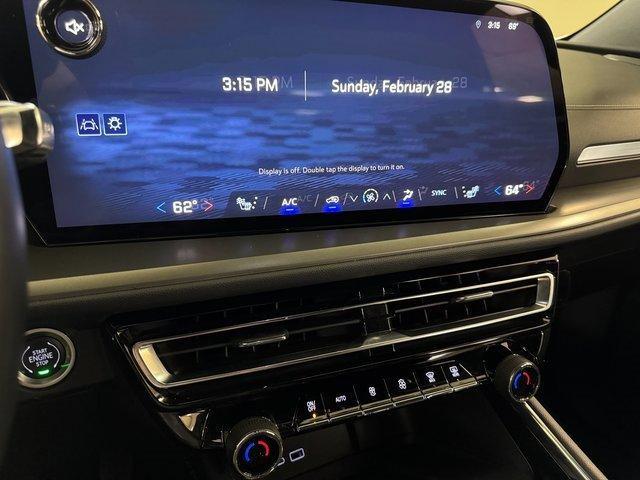 used 2025 Chevrolet Traverse car, priced at $36,988