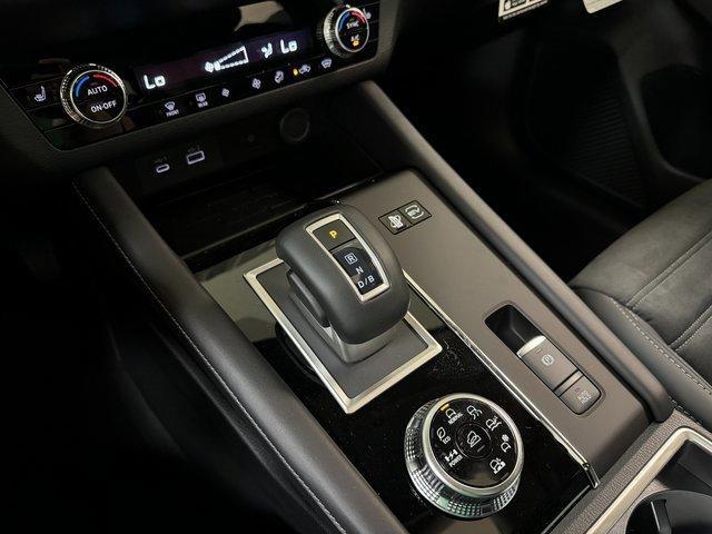 used 2024 Mitsubishi Outlander car, priced at $35,993