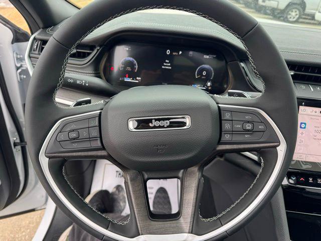 new 2026 Jeep Grand Cherokee car, priced at $45,835