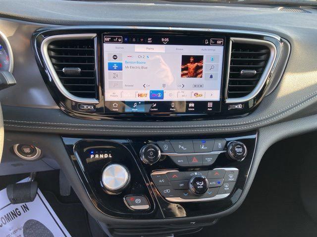 new 2026 Chrysler Pacifica car, priced at $39,865