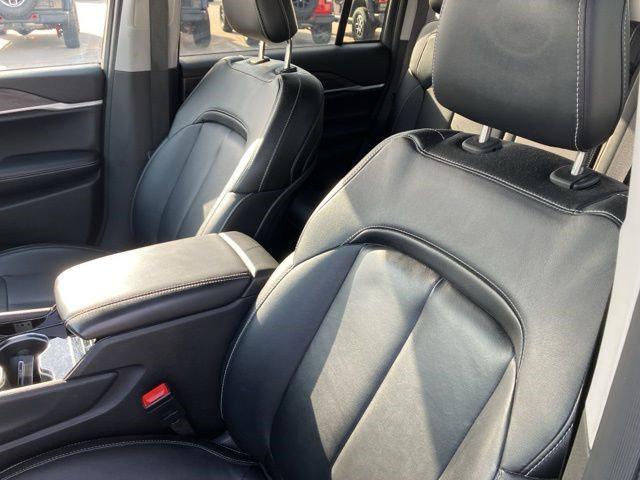 used 2023 Jeep Grand Cherokee car, priced at $29,654
