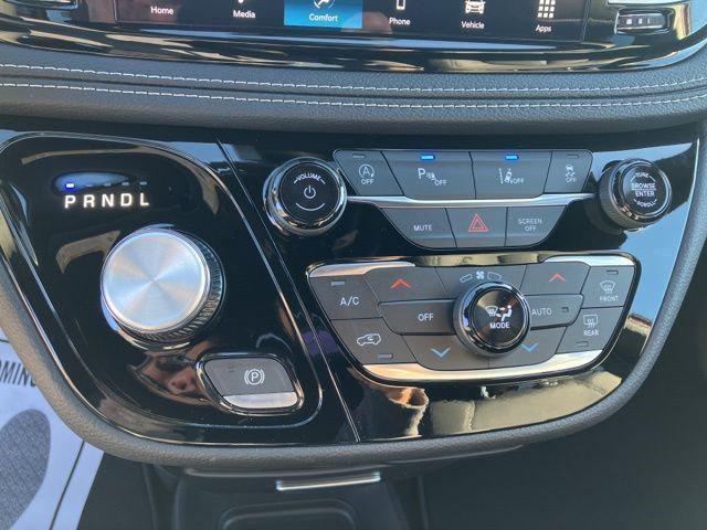 new 2026 Chrysler Pacifica car, priced at $44,085