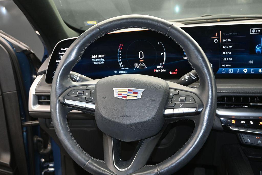 used 2025 Cadillac XT4 car, priced at $35,000