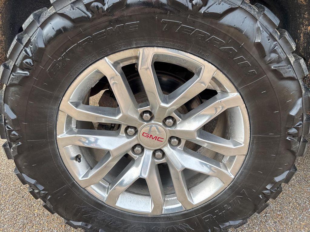 used 2022 GMC Sierra 1500 car, priced at $39,000