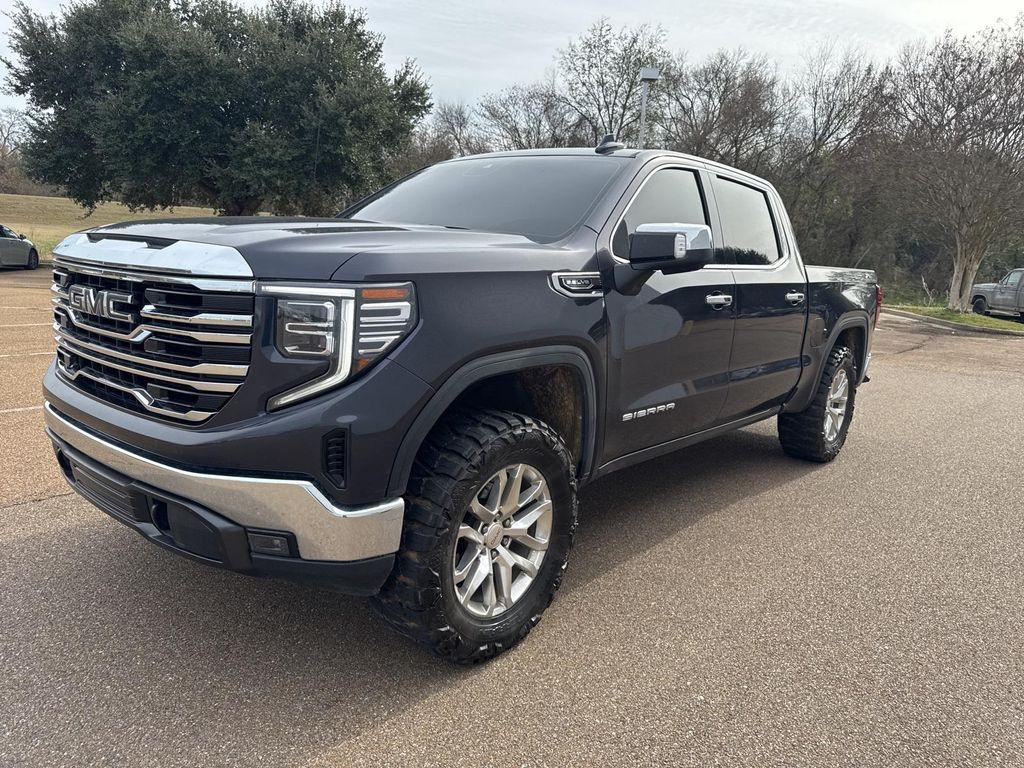 used 2022 GMC Sierra 1500 car, priced at $39,000