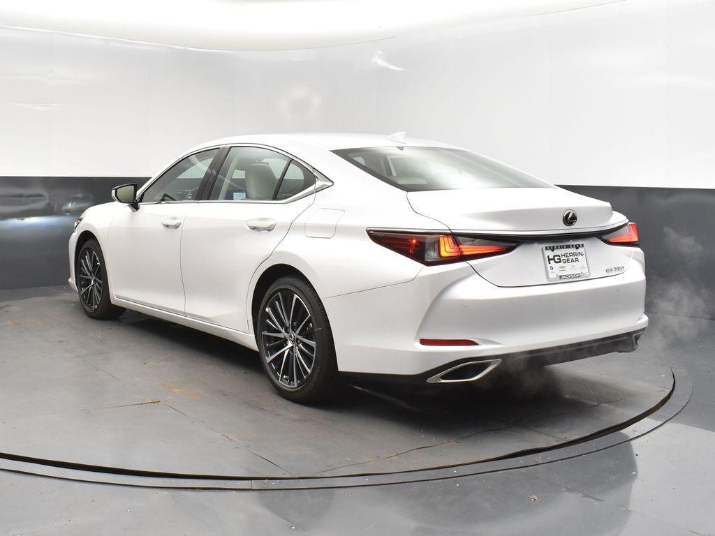new 2025 Lexus ES 350 car, priced at $49,860