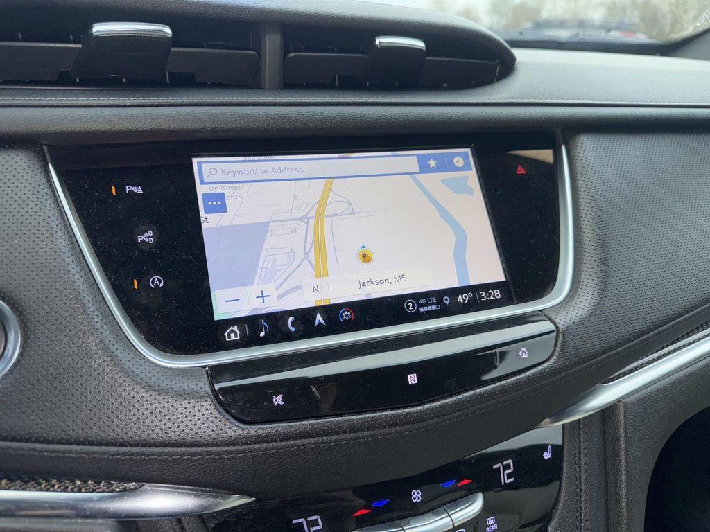 used 2021 Cadillac XT5 car, priced at $29,900