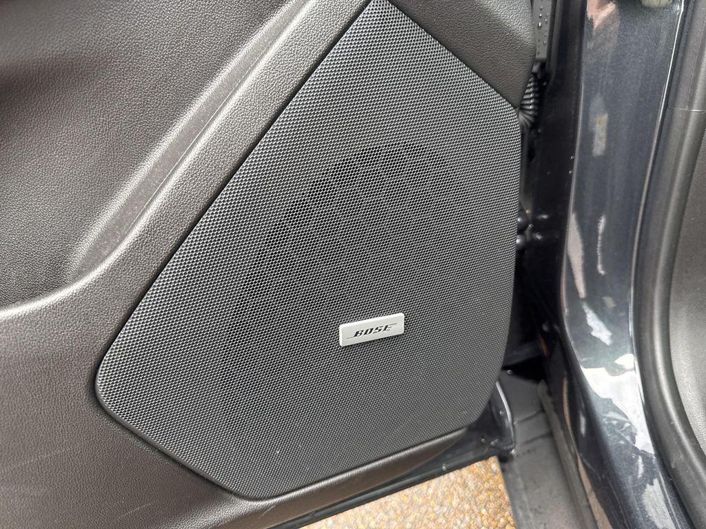 used 2021 Cadillac XT5 car, priced at $29,900