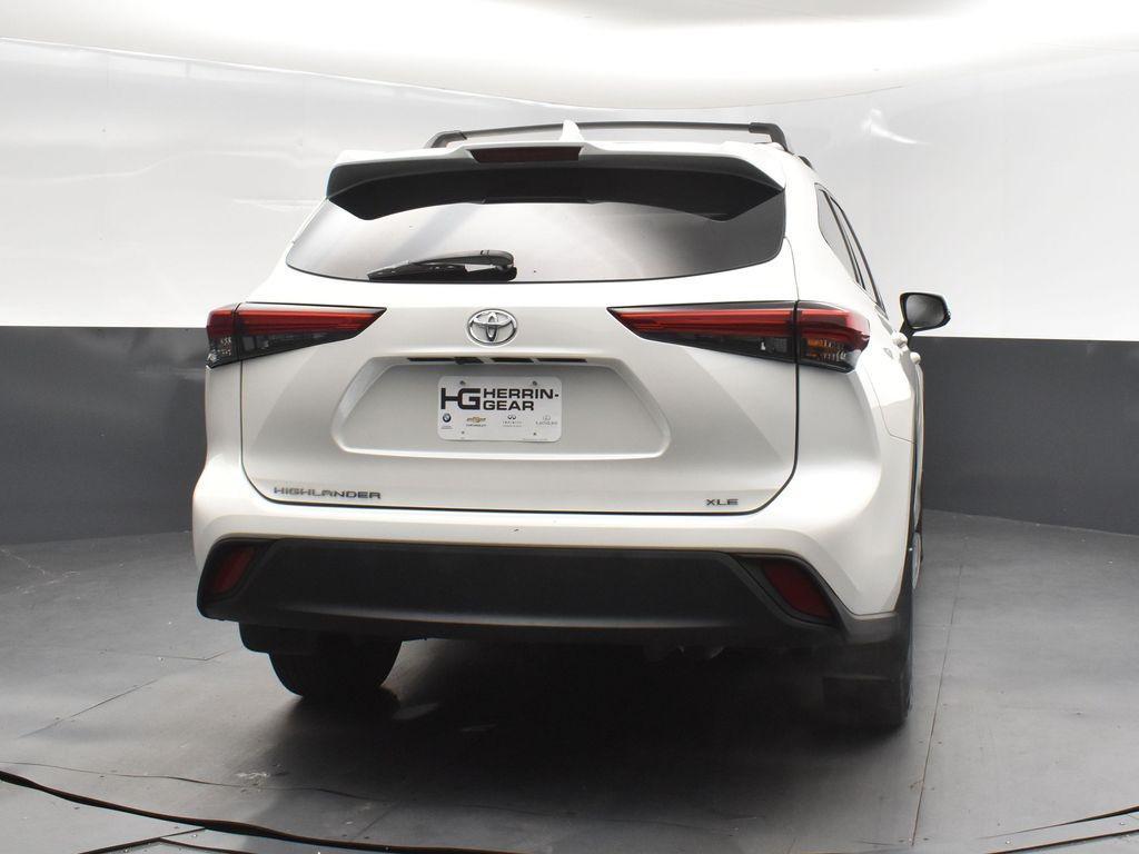 used 2020 Toyota Highlander car, priced at $25,970