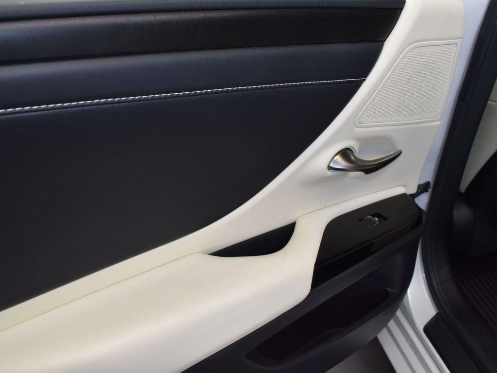 used 2022 Lexus ES 350 car, priced at $34,500