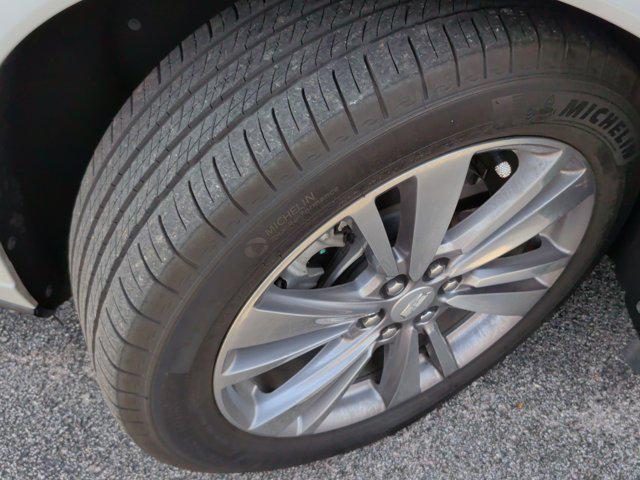 used 2023 Cadillac XT6 car, priced at $41,914