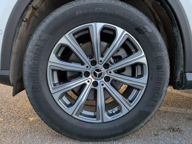 used 2024 Mercedes-Benz GLC 300 car, priced at $36,917