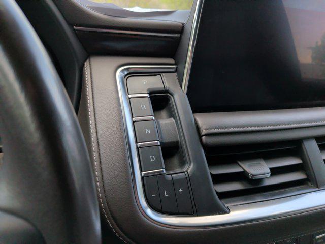 used 2022 GMC Yukon car, priced at $35,415