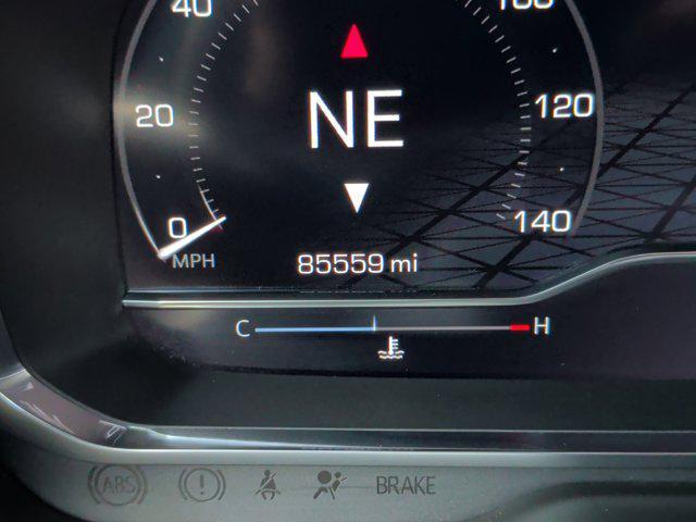 used 2022 GMC Yukon car, priced at $35,415