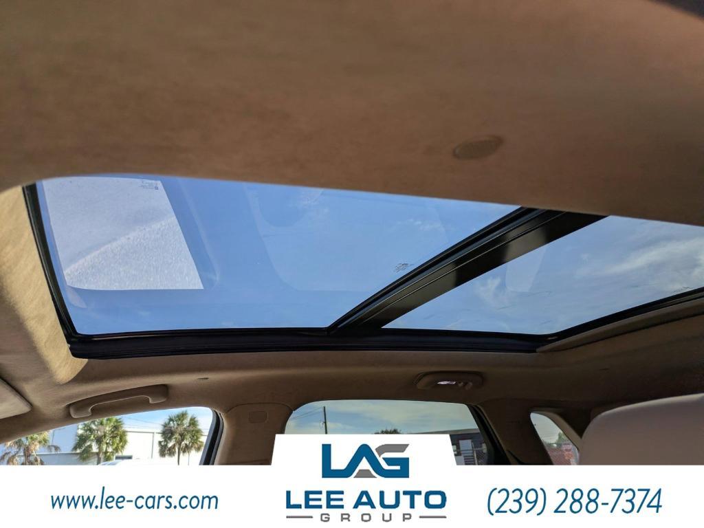 used 2017 Cadillac XT5 car, priced at $17,000