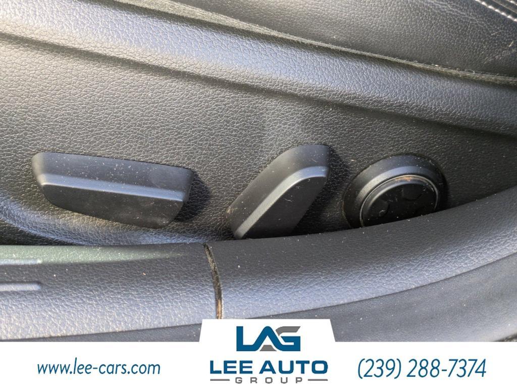 used 2022 Genesis G70 car, priced at $19,000