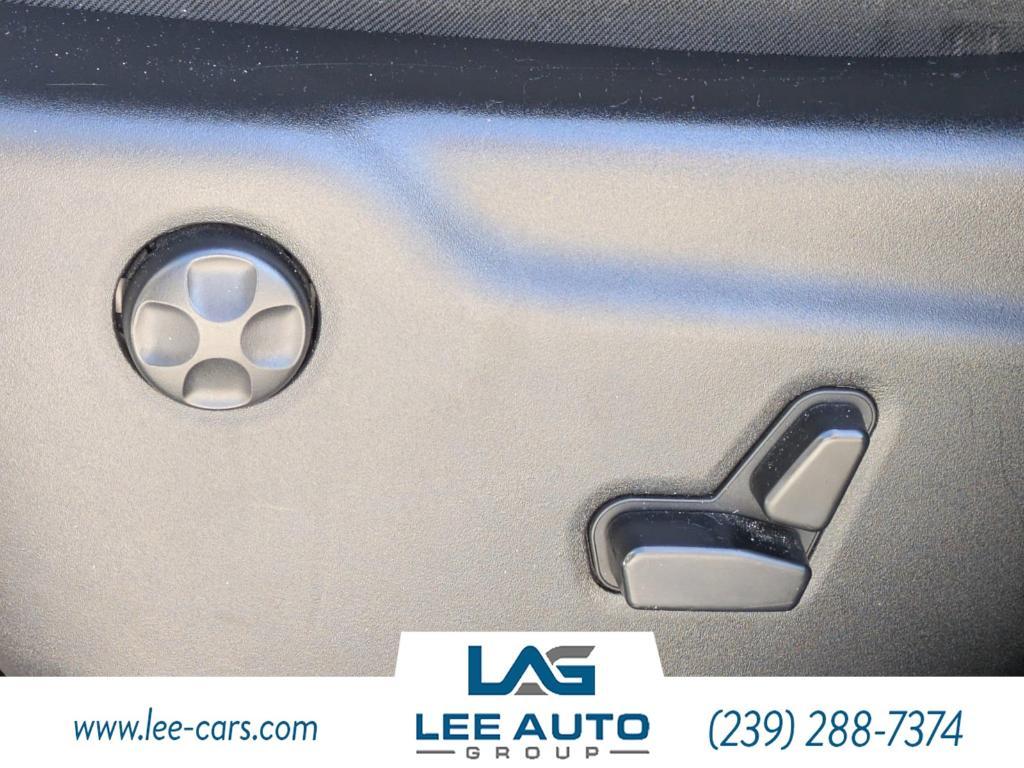 used 2018 Jeep Grand Cherokee car, priced at $15,000